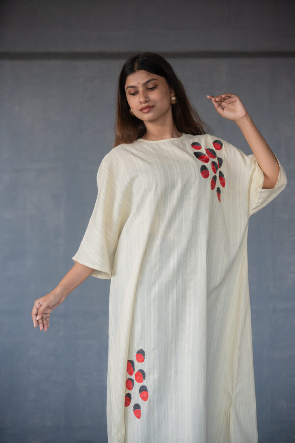 VARNALIYA - Image 4