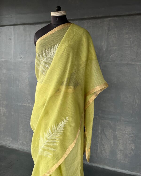 NAYANAIKA - Image 4
