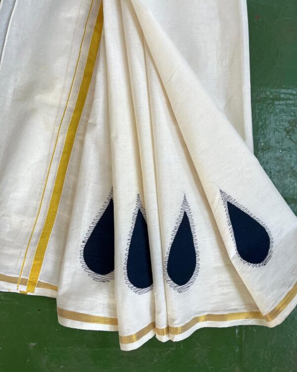 KARMUKIL